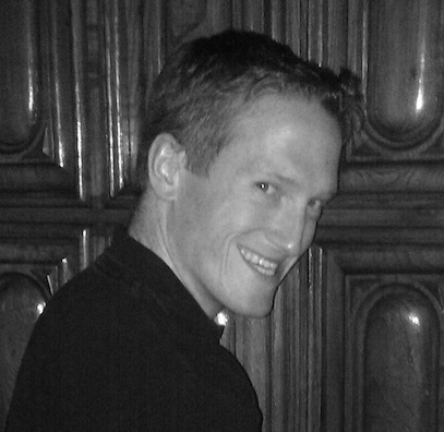 Dr. Carsten Stolz
